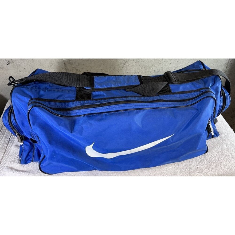 Vintage XL 90s Blue Nike Travel Duffle Gym Bag Embroidered Swoosh Logo Nylon - Picture 4 of 16